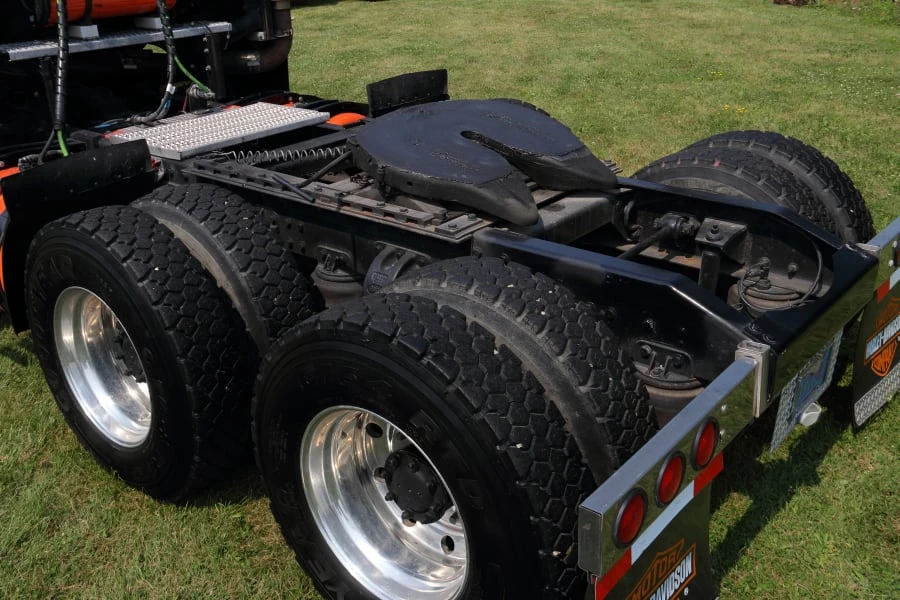 1990 Peterbilt - Image 15 of 31