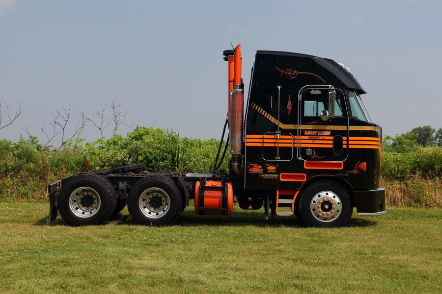 1990 Peterbilt - Image 20 of 31
