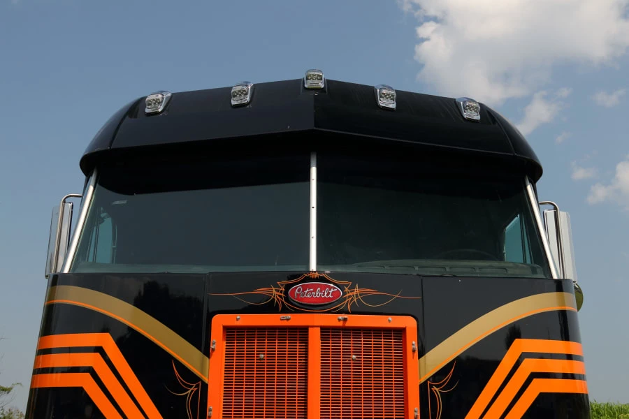 1990 Peterbilt - Image 14 of 31