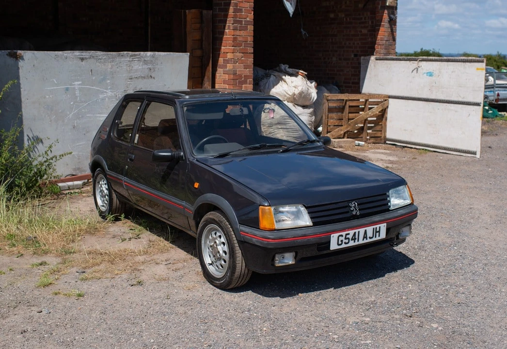 1990 Peugeot 205 GTI - Image 2 of 30