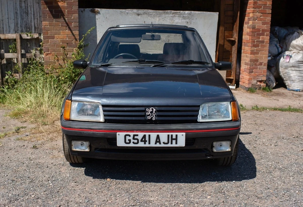 1990 Peugeot 205 GTI - Image 11 of 30