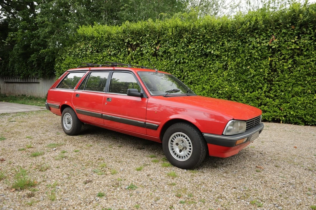 1990 Peugeot - Image 2 of 31
