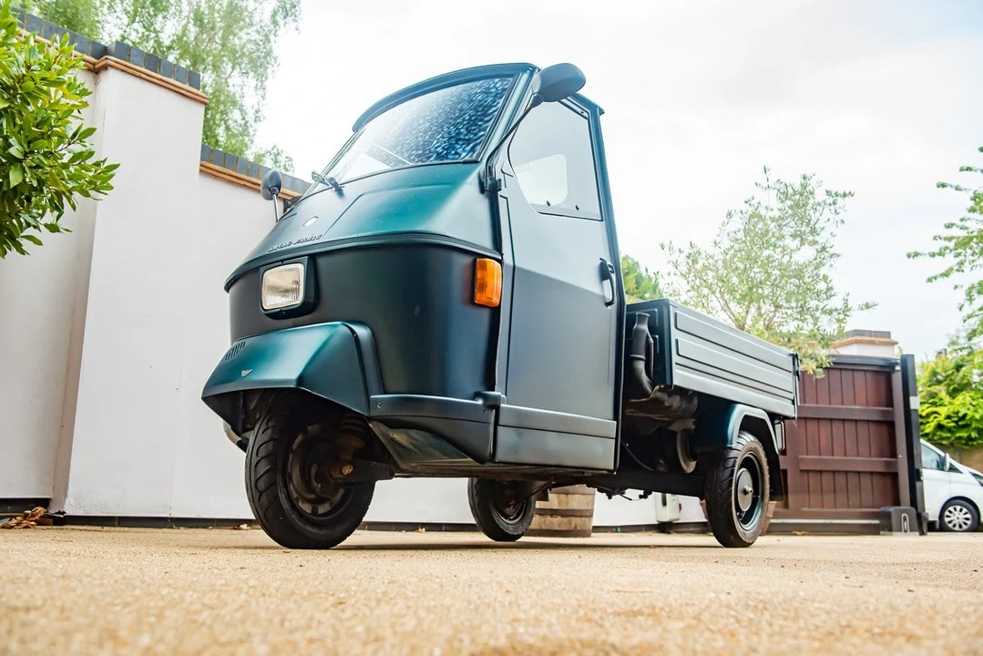1990 Piaggio - Image 3 of 30
