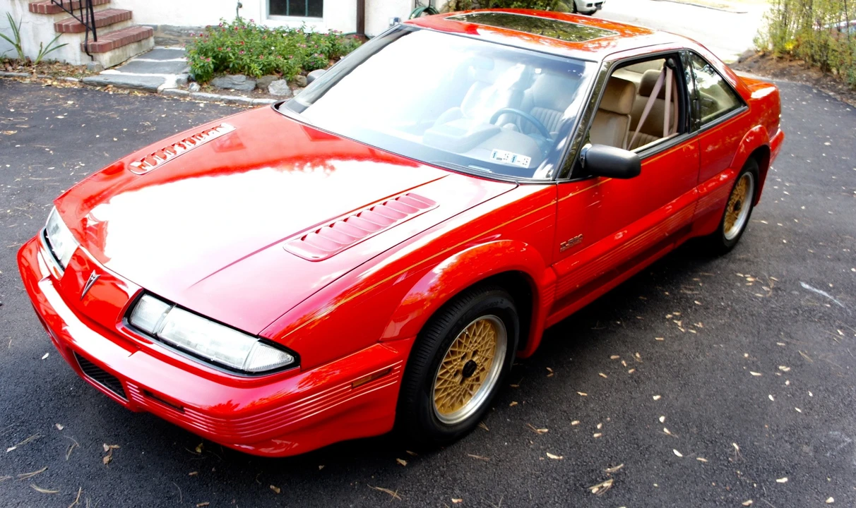 1990 Pontiac Grand Prix 3rd+ Gen - Image 6 of 31