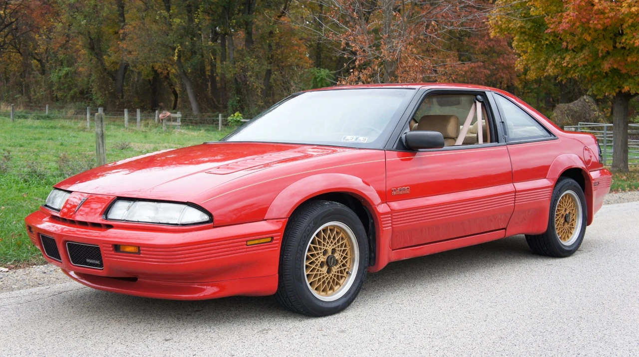 1990 Pontiac Grand Prix 3rd+ Gen - Image 8 of 31