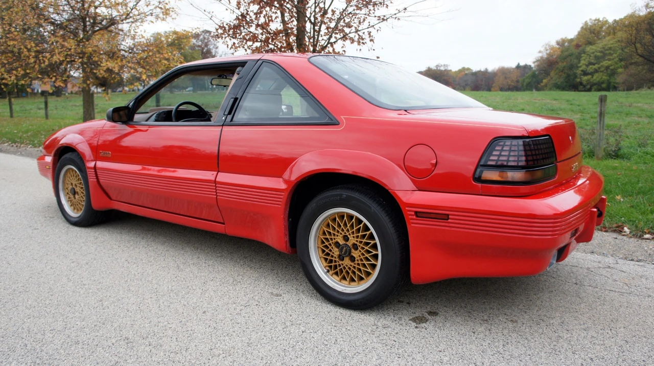 1990 Pontiac Grand Prix 3rd+ Gen - Image 12 of 31