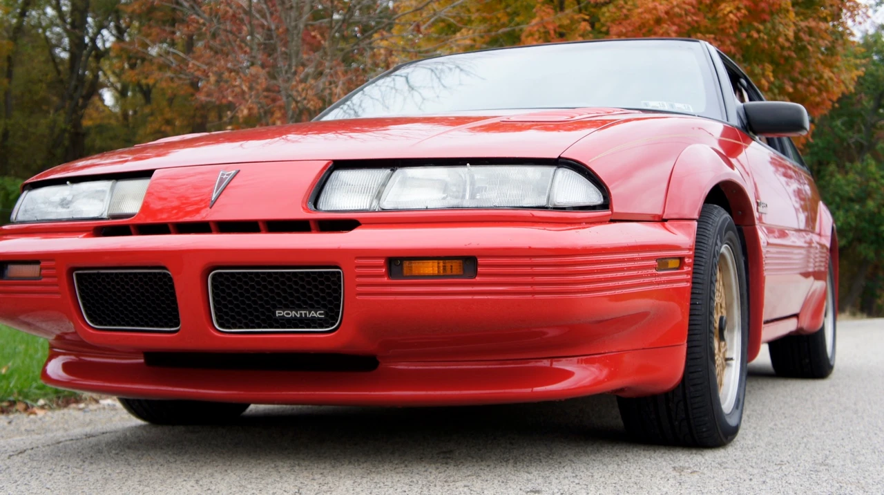 1990 Pontiac Grand Prix 3rd+ Gen - Image 27 of 31