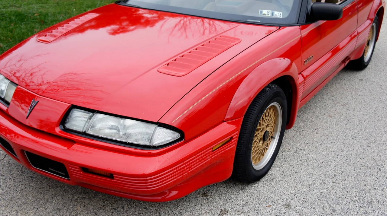 1990 Pontiac Grand Prix 3rd+ Gen - Image 28 of 31