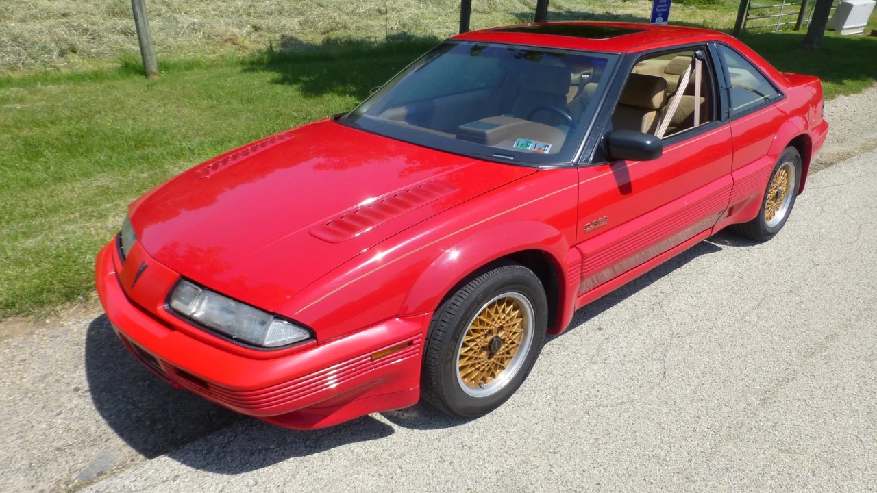 1990 Pontiac Grand Prix 3rd+ Gen - Image 4 of 31