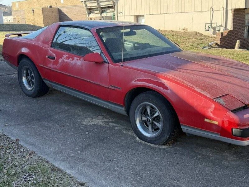 1990 Pontiac Firebird 3rd Gen - Image 2 of 8