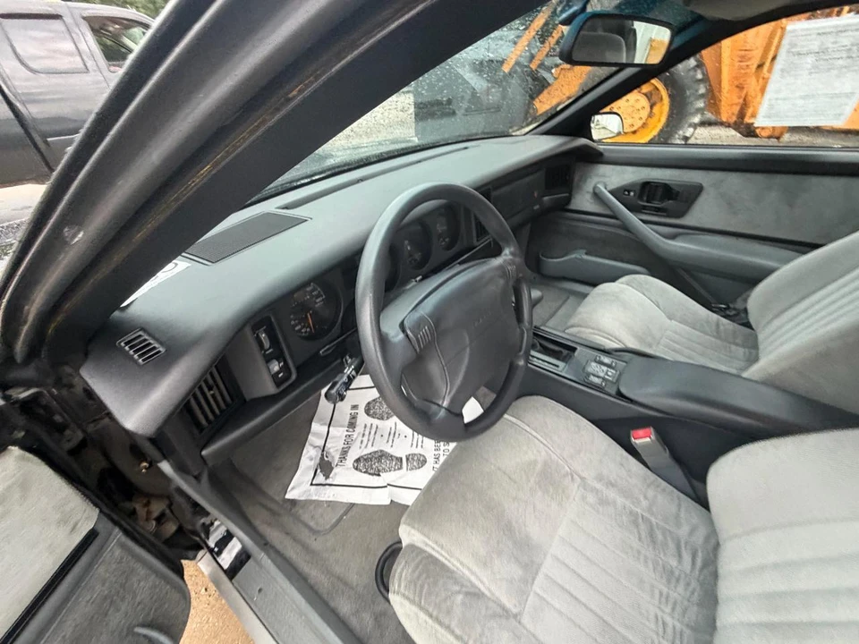 1990 Pontiac Firebird 3rd Gen - Image 12 of 31