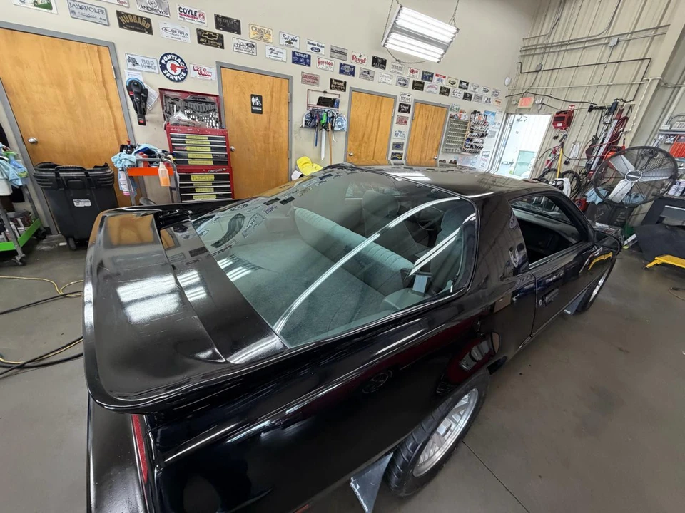 1990 Pontiac Firebird 3rd Gen - Image 5 of 31