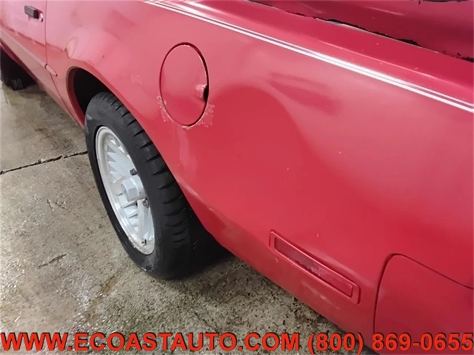 1990 Pontiac Firebird 3rd Gen - Image 16 of 21