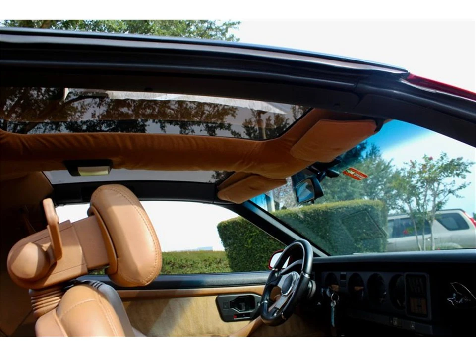 1990 Pontiac Firebird 3rd Gen - Image 30 of 31