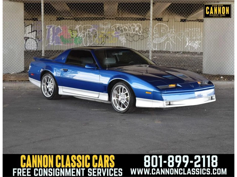 1990 Pontiac Firebird 3rd Gen - Image 7 of 31