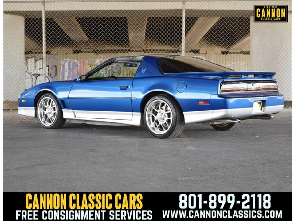 1990 Pontiac Firebird 3rd Gen - Image 16 of 31
