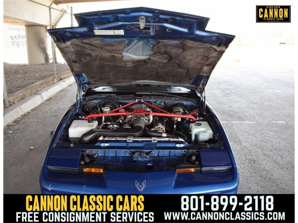 1990 Pontiac Firebird 3rd Gen - Image 23 of 31