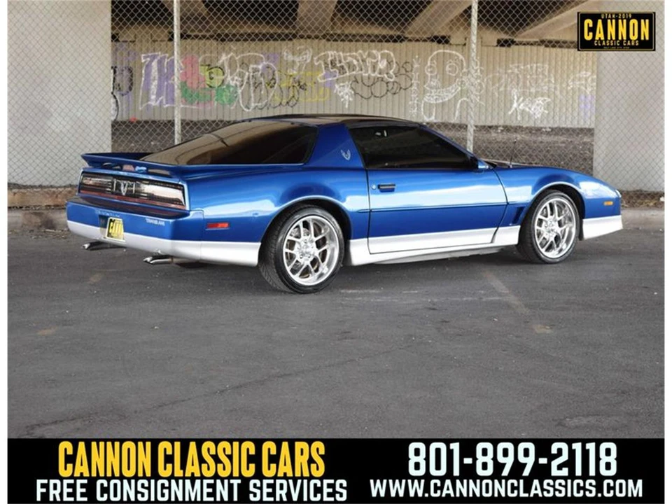 1990 Pontiac Firebird 3rd Gen - Image 11 of 31