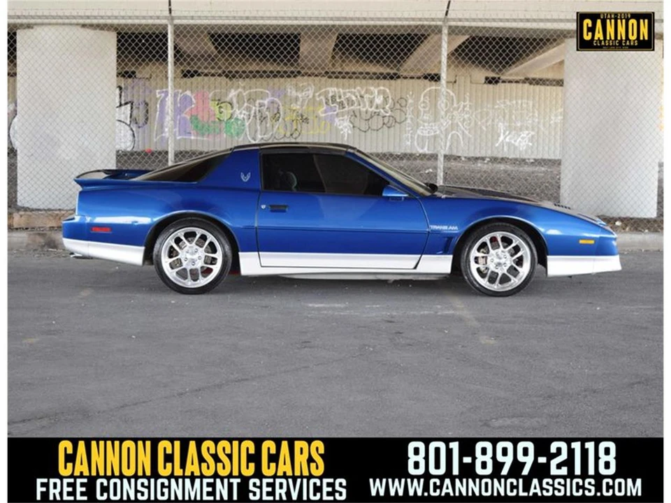 1990 Pontiac Firebird 3rd Gen - Image 9 of 31