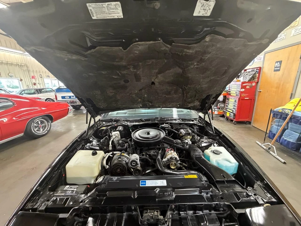 1990 Pontiac Firebird 3rd Gen - Image 27 of 31