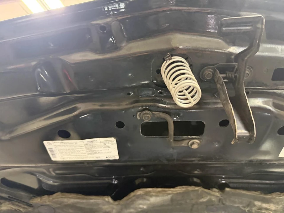 1990 Pontiac Firebird 3rd Gen - Image 19 of 31