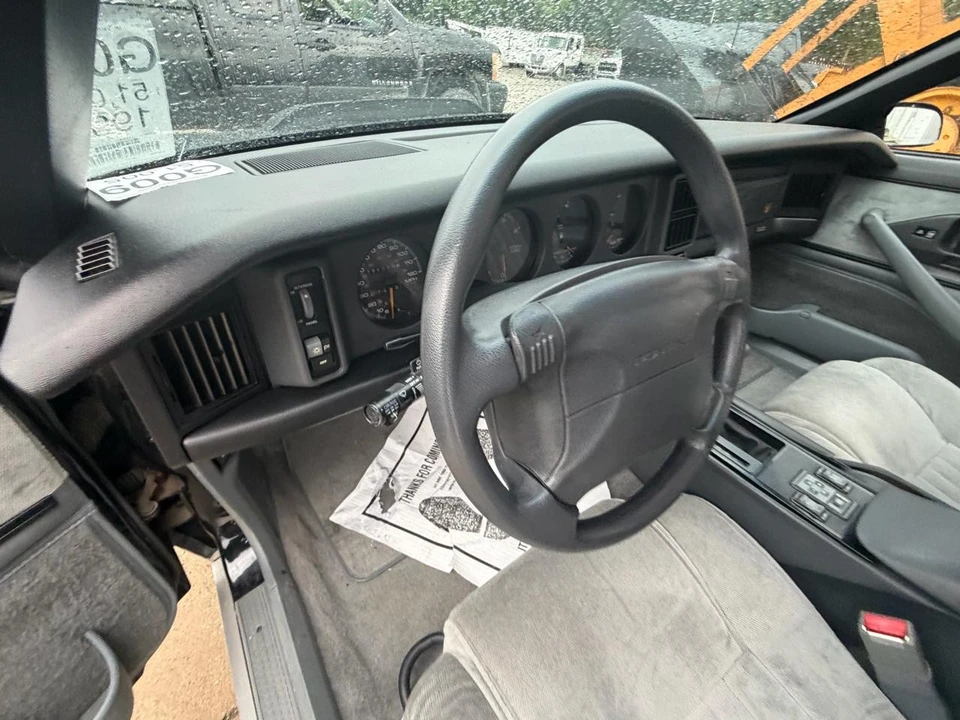 1990 Pontiac Firebird 3rd Gen - Image 15 of 31