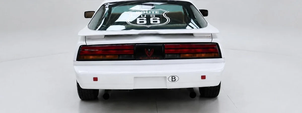 1990 Pontiac Firebird 3rd Gen - Image 5 of 30
