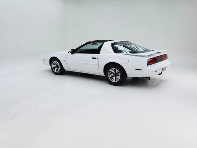 1990 Pontiac Firebird 3rd Gen - Image 11 of 30