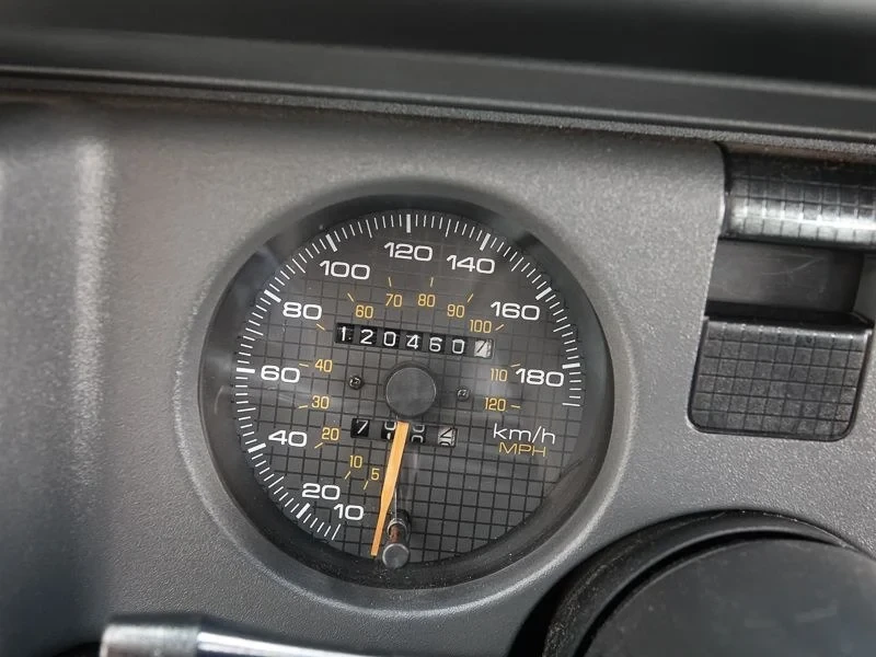 1990 Pontiac Firebird 3rd Gen - Image 21 of 31