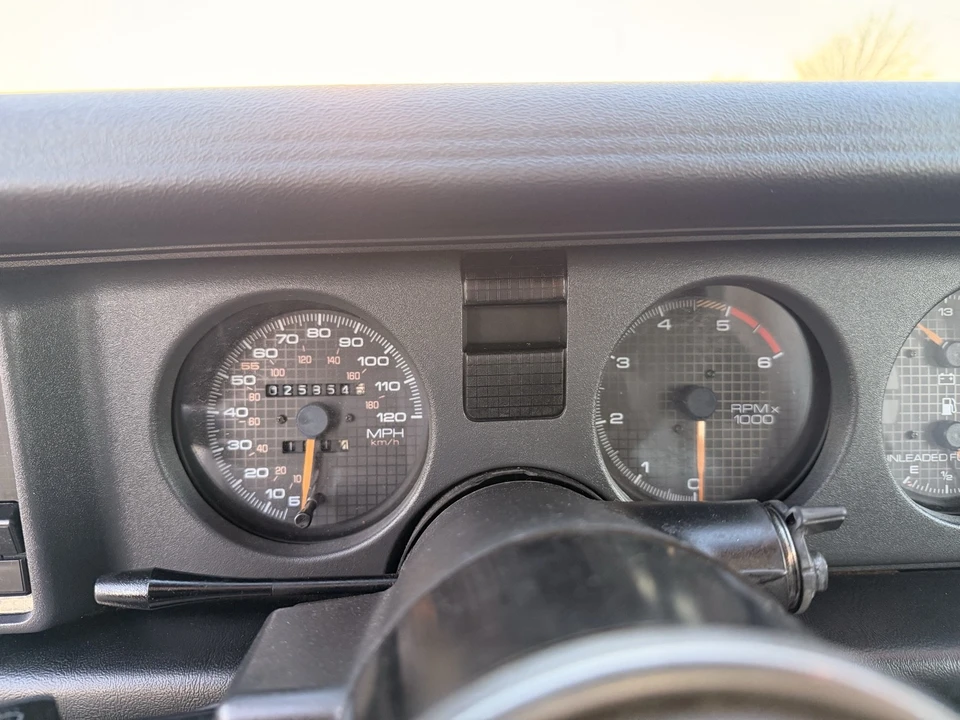 1990 Pontiac Firebird 3rd Gen - Image 13 of 18