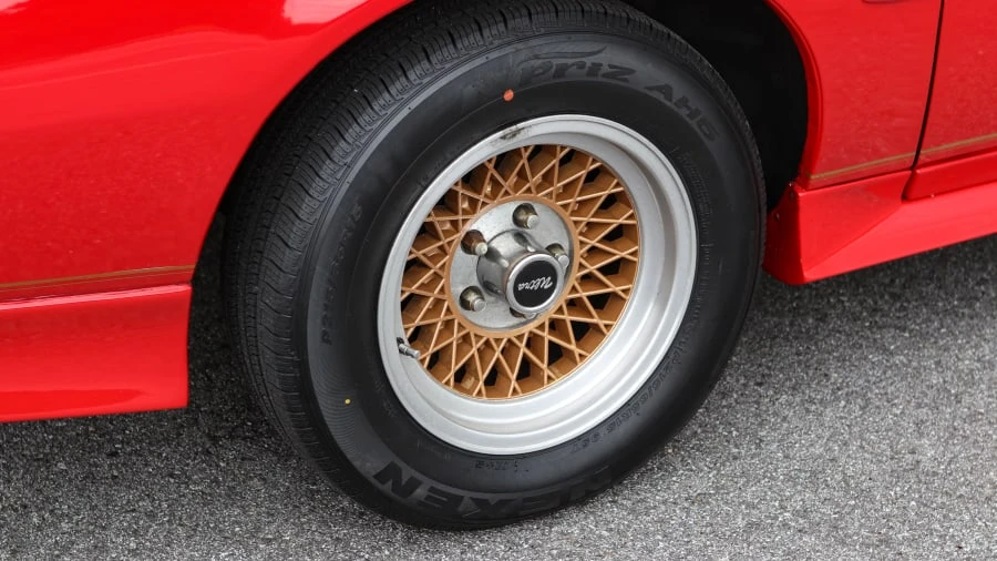 1990 Pontiac Firebird Trans Am 3rd Gen - Image 23 of 31