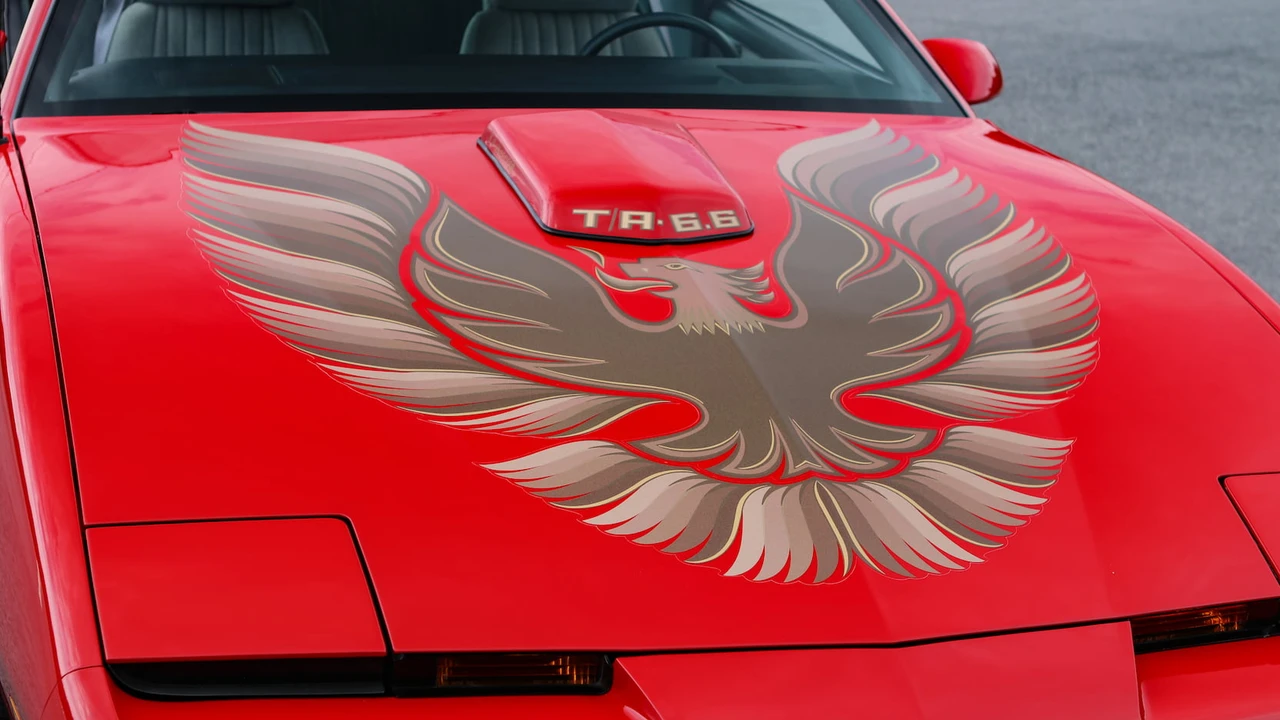 1990 Pontiac Firebird Trans Am 3rd Gen - Image 6 of 31