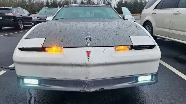 1990 Pontiac Firebird Coupe 2D