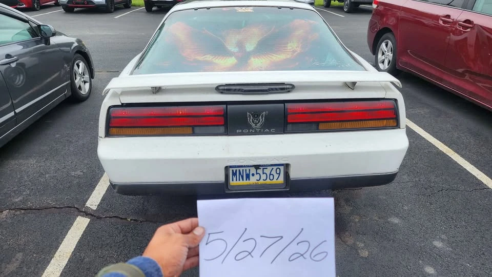 1990 Pontiac Firebird 3rd Gen - Image 9 of 12