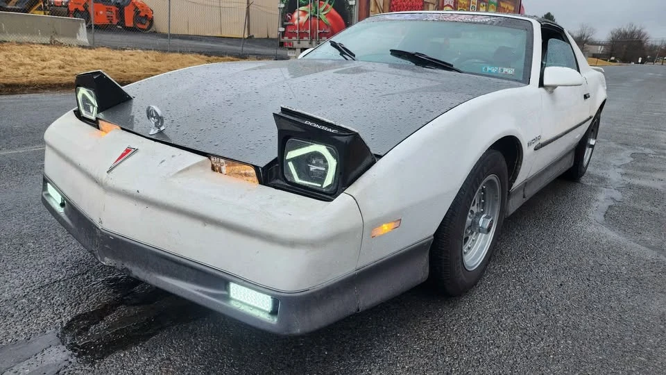 1990 Pontiac Firebird 3rd Gen - Image 2 of 12