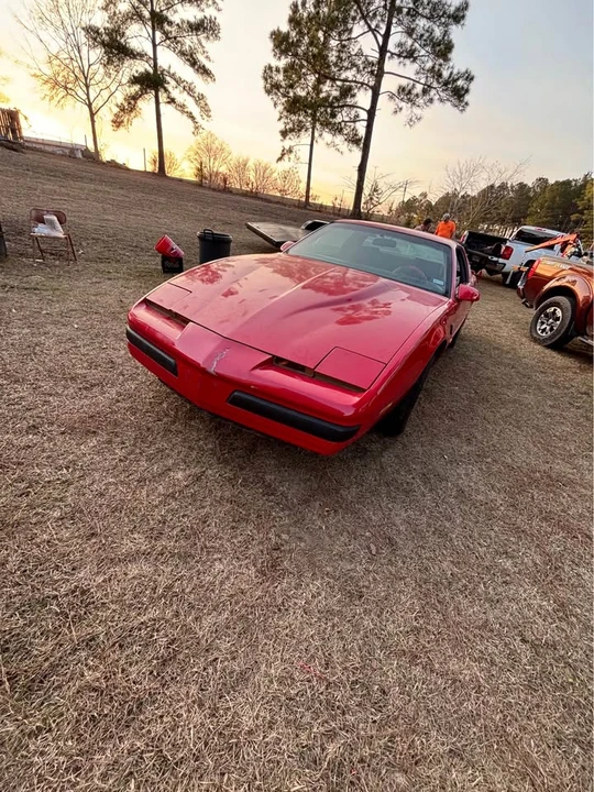 1990 Pontiac Firebird 3rd Gen - Image 5 of 5
