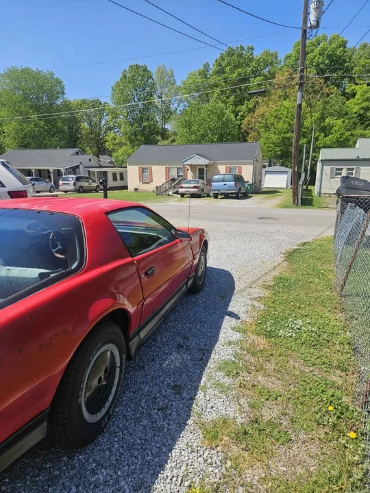 1990 Pontiac Firebird 3rd Gen - Image 3 of 11