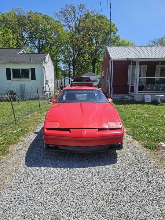 1990 Pontiac Firebird 3rd Gen - Image 4 of 11