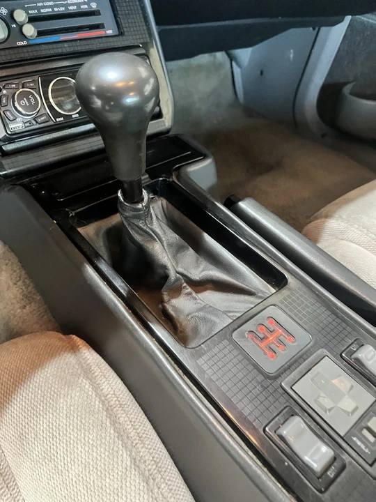 1990 Pontiac Firebird Formula 3rd Gen - Image 7 of 31