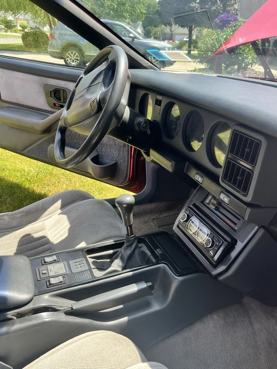 1990 Pontiac Firebird Formula 3rd Gen - Image 20 of 31