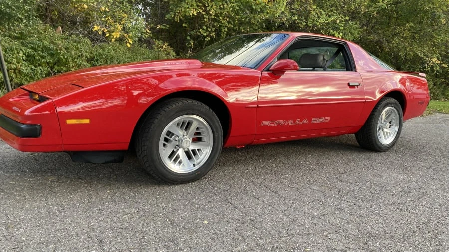 1990 Pontiac Firebird 3rd Gen - Image 2 of 10