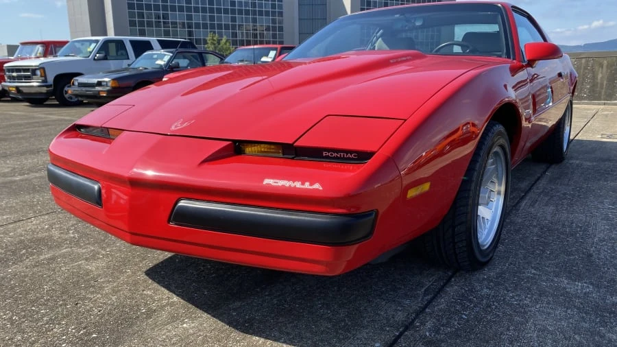 1990 Pontiac Firebird 3rd Gen - Image 15 of 15