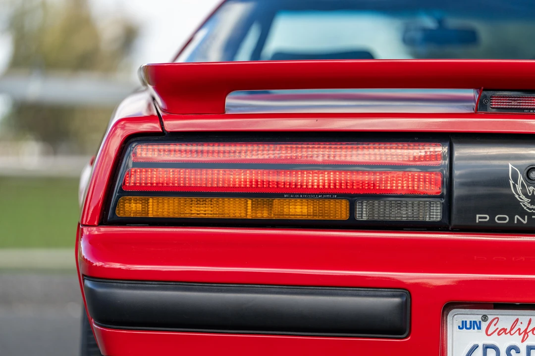 1990 Pontiac Firebird 3rd Gen - Image 24 of 31