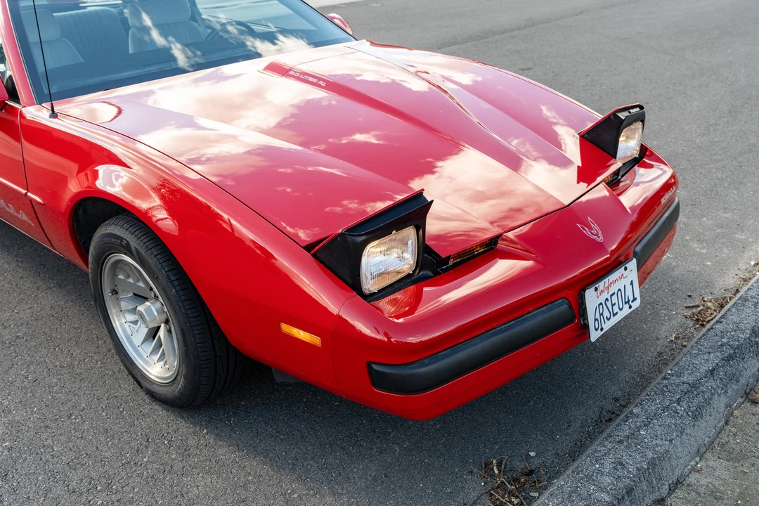 1990 Pontiac Firebird 3rd Gen - Image 11 of 31