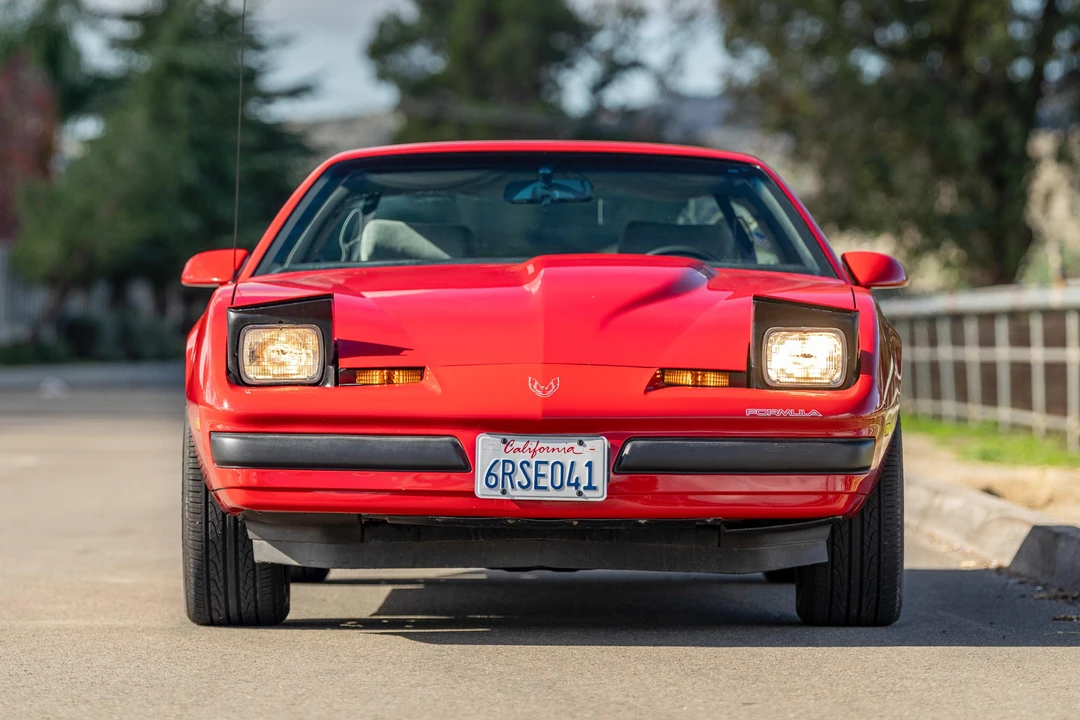 1990 Pontiac Firebird 3rd Gen - Image 6 of 31