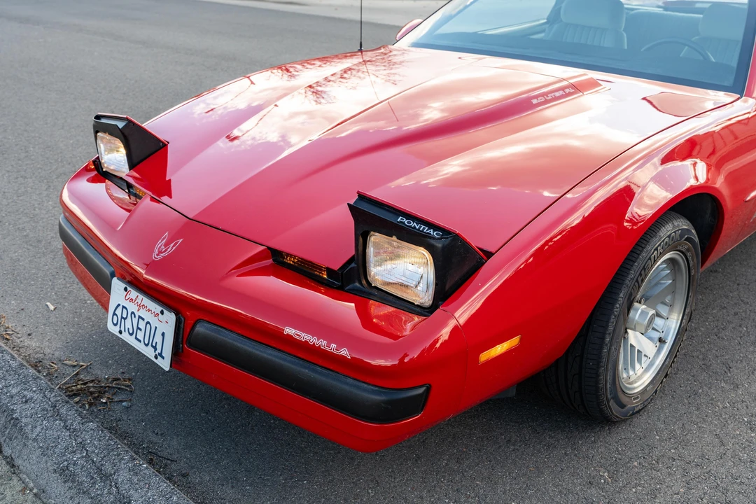 1990 Pontiac Firebird 3rd Gen - Image 18 of 31