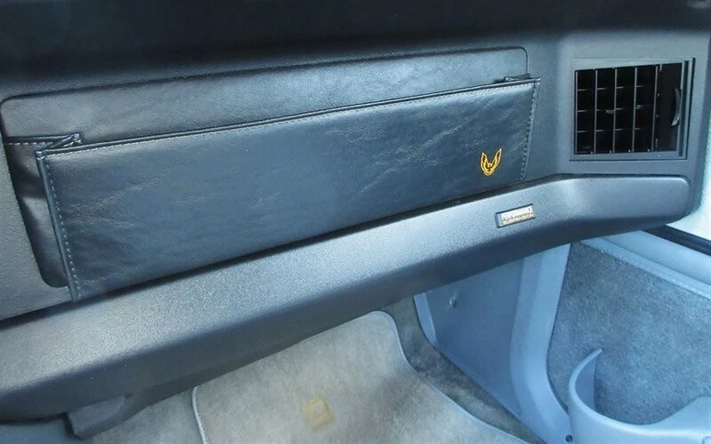 1990 Pontiac Firebird Formula 3rd Gen - Image 31 of 31