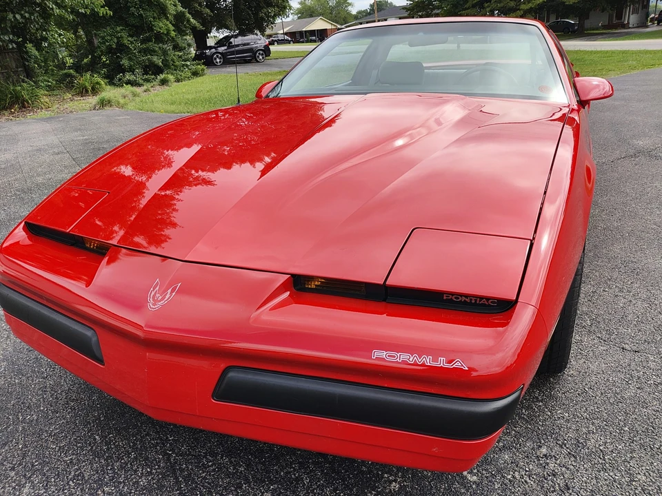 1990 Pontiac Firebird 3rd Gen - Image 2 of 31