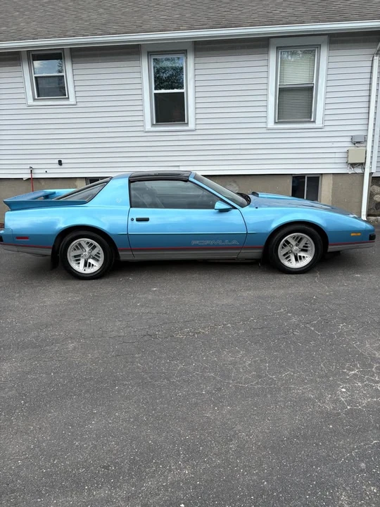 1990 Pontiac Firebird Formula 3rd Gen - Image 5 of 13