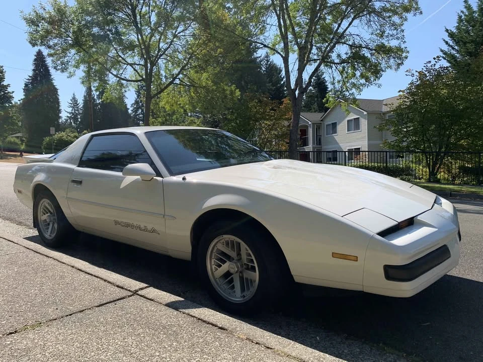 1990 Pontiac Firebird Formula 3rd Gen - Image 7 of 20